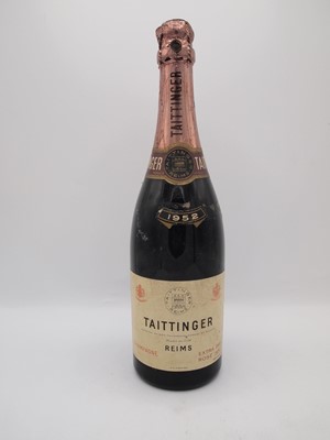 Lot 144 - 1 bottle 1952 Taittinger Extra Dry Rose