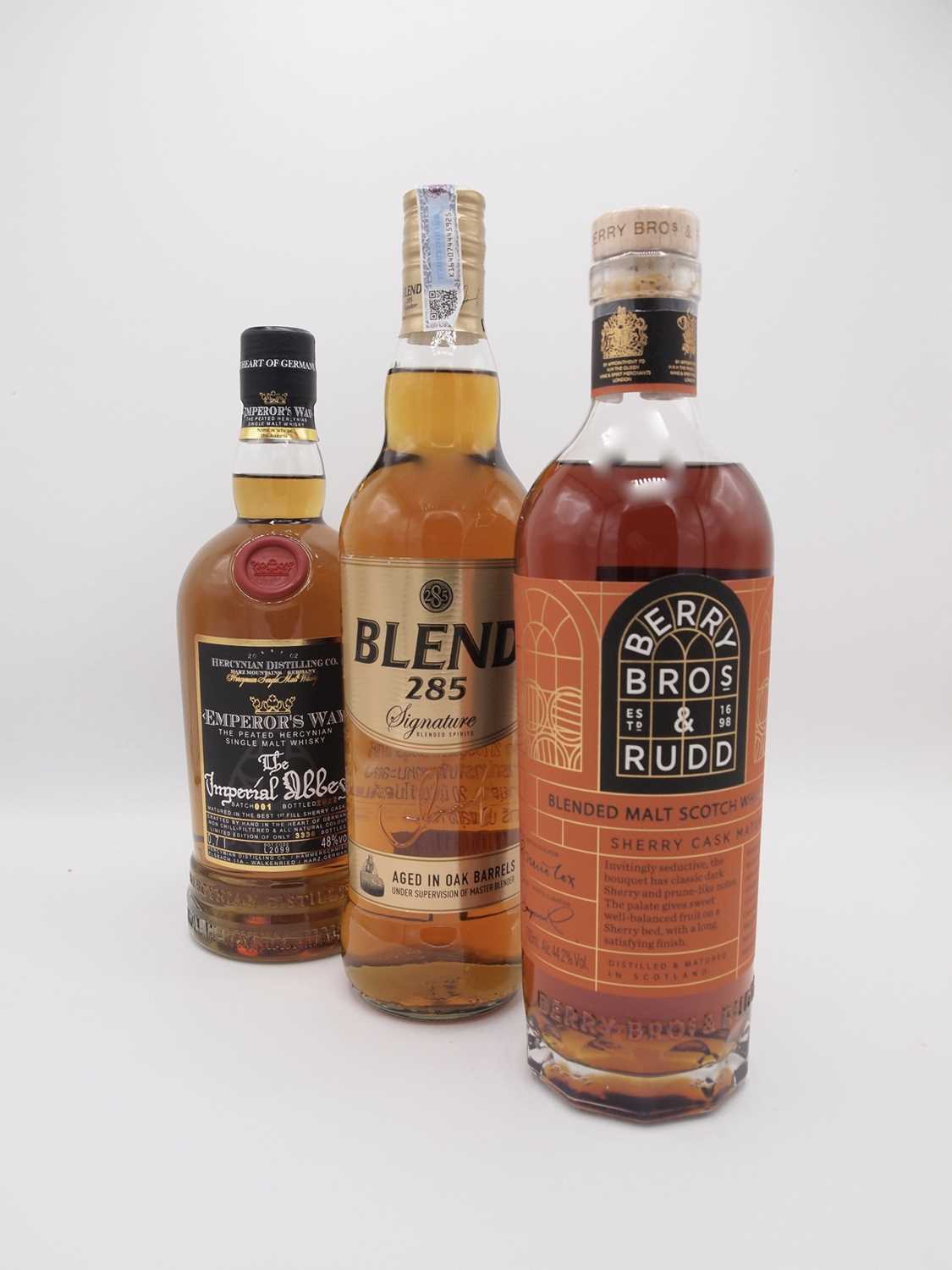 Lot 464 - 7 bottles Mixed International Whisky