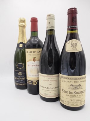 Lot 136 - 13 bottles Mixed Champagne, Red and Dessert Wines