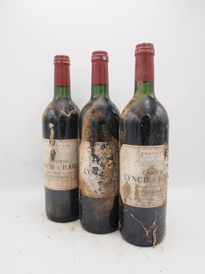 Lot 44 - 12 bottles 2000 Ch Lynch Bages