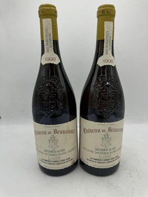 Lot 57 - 5 bottles 1998 Ch de Beaucastel Blanc