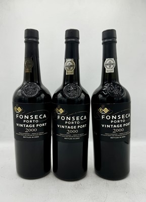 Lot 4 - 3 bottles 2000 Fonseca