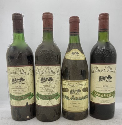 Lot 204 - 12 bottles Mixed Rioja