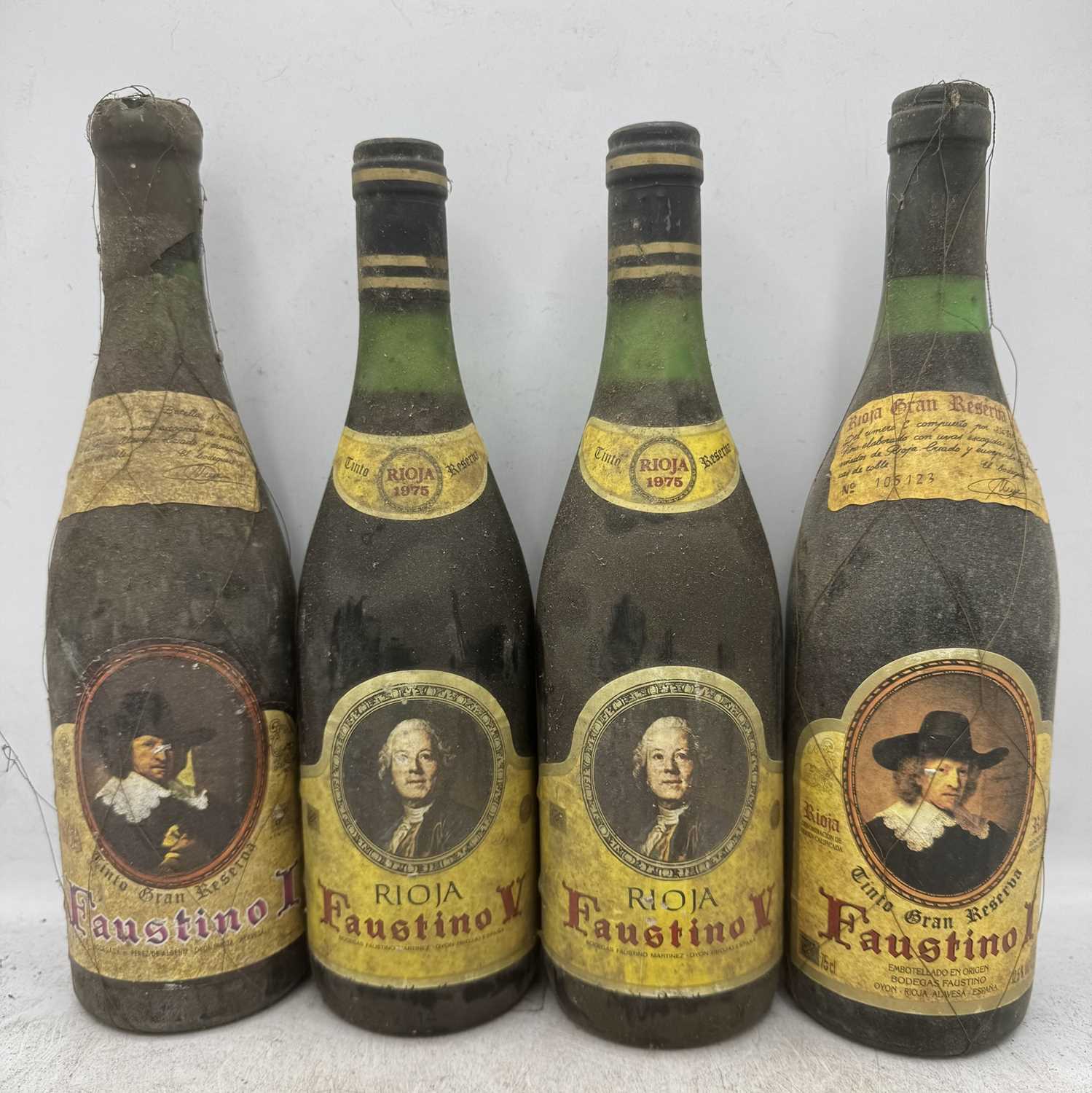 Lot 217 - 12 bottles Mixed Rioja