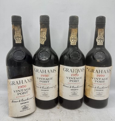 Lot 10 - 12 bottles 1970 Graham