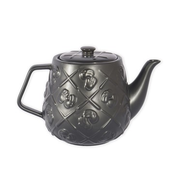 Lot 273-Kaws (American 1974-), 'Teapot (Black)', 2020