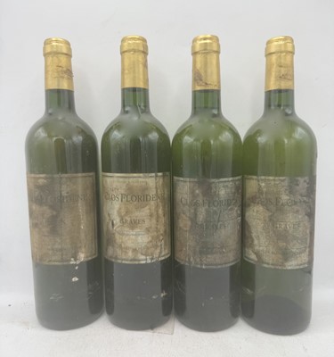 Lot 136 - 12 bottles 2005 Clos Floridene Blanc