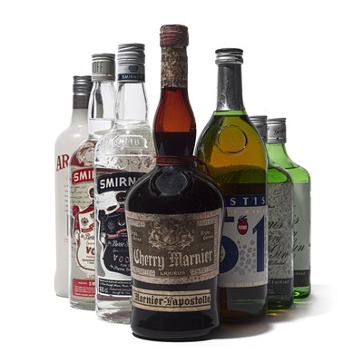 Lot 123 - Mixed Spirits and Liqueurs