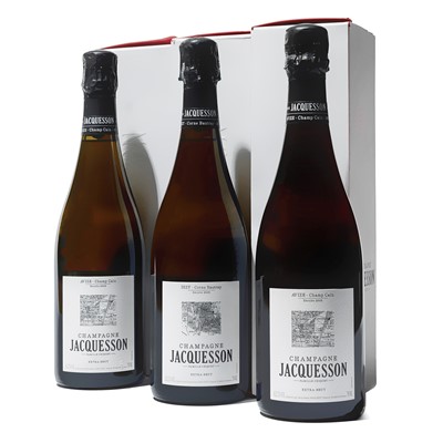 Lot 127 - 3 bottles Mixed 2005 Jacquesson